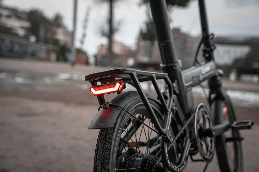 Cyrusher Sonder Folding Electric Bike | Buy Electric Bikes & E-Scooters UK | Alpha Scootz