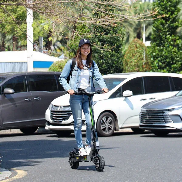 VIPCOO VS3 Touch Screen Electric Scooter for Adults – Shop Electric Scooters & Bikes | UK Fast Delivery | Alpha Scootz